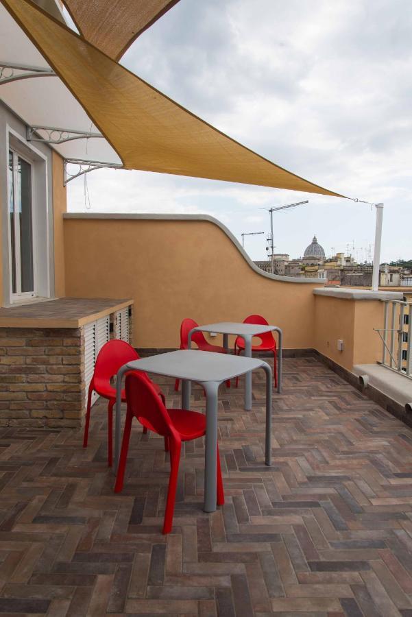 Terrazza Giuliana Rooftop Рим Экстерьер фото